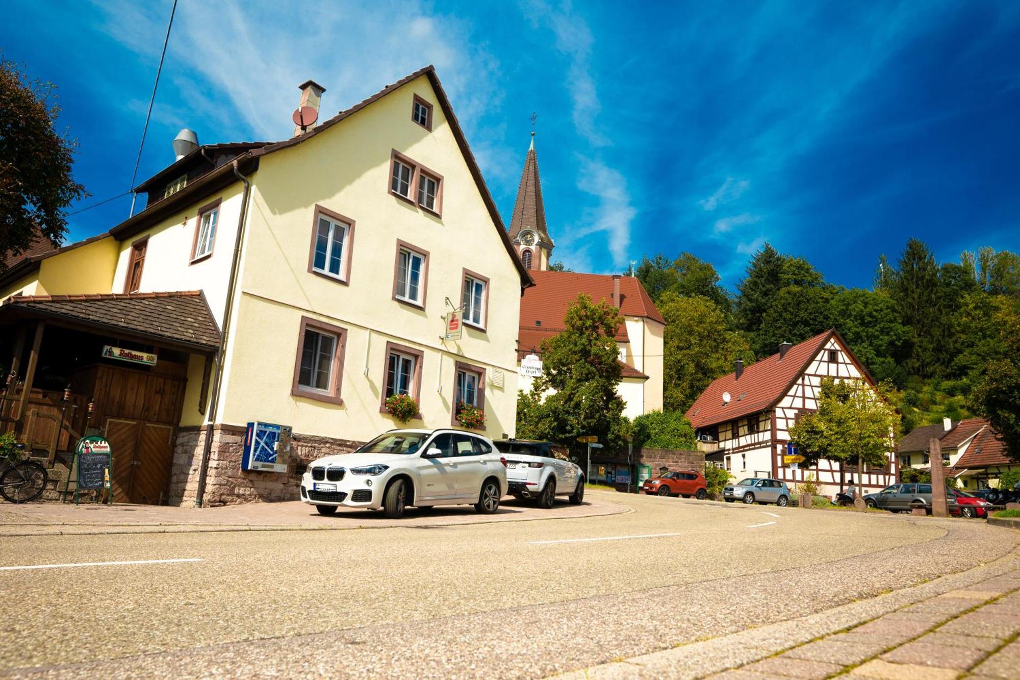 Landhotel Engel & Kreuz Gaggenau Eksteriør bilde
